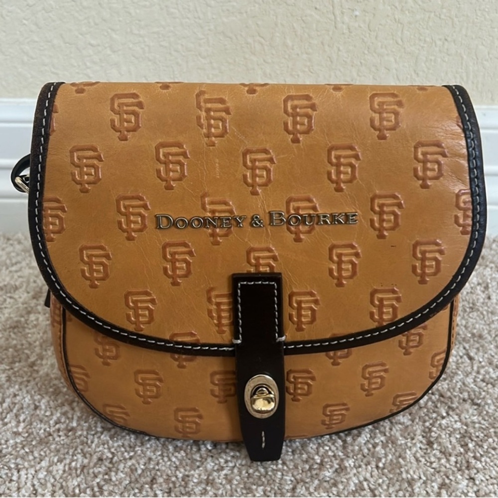 DOONEY & BOURKE San Francisco Giants Leather Field Bag